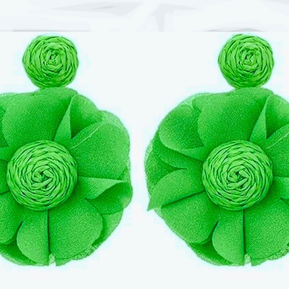 Green Flower Raffia Drop Earrings
